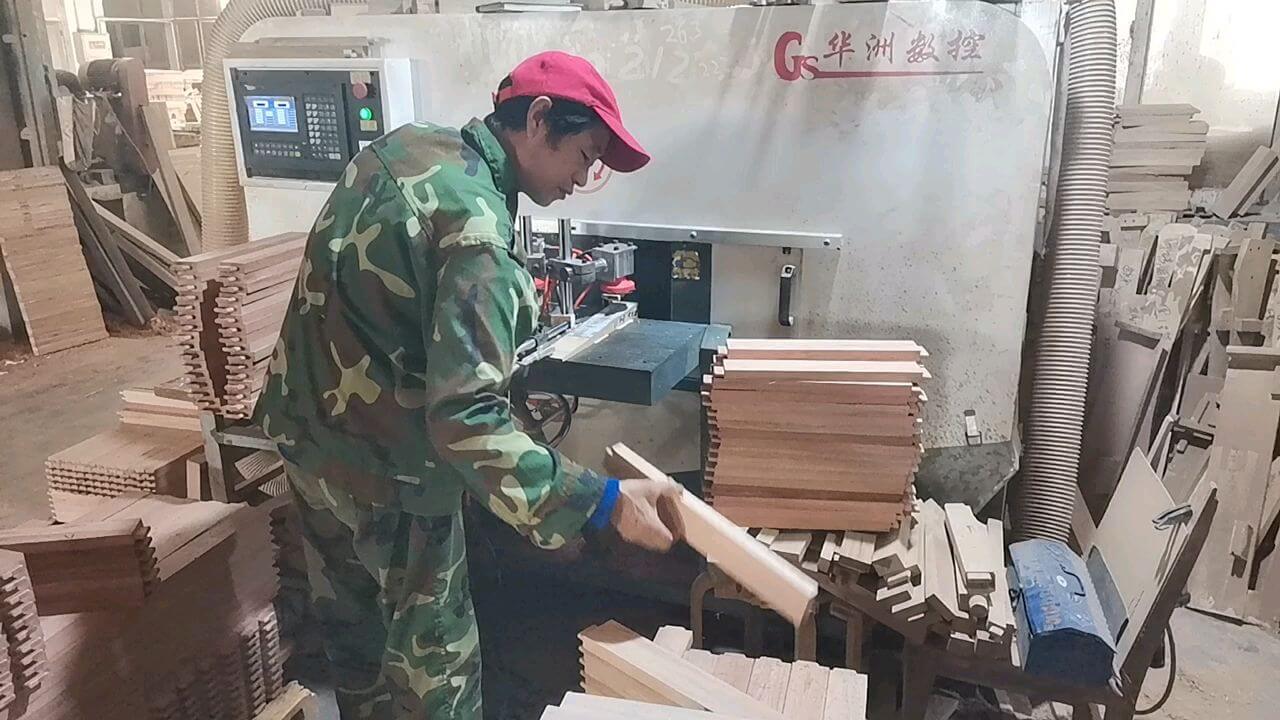 數(shù)控開榫機選購知識指南